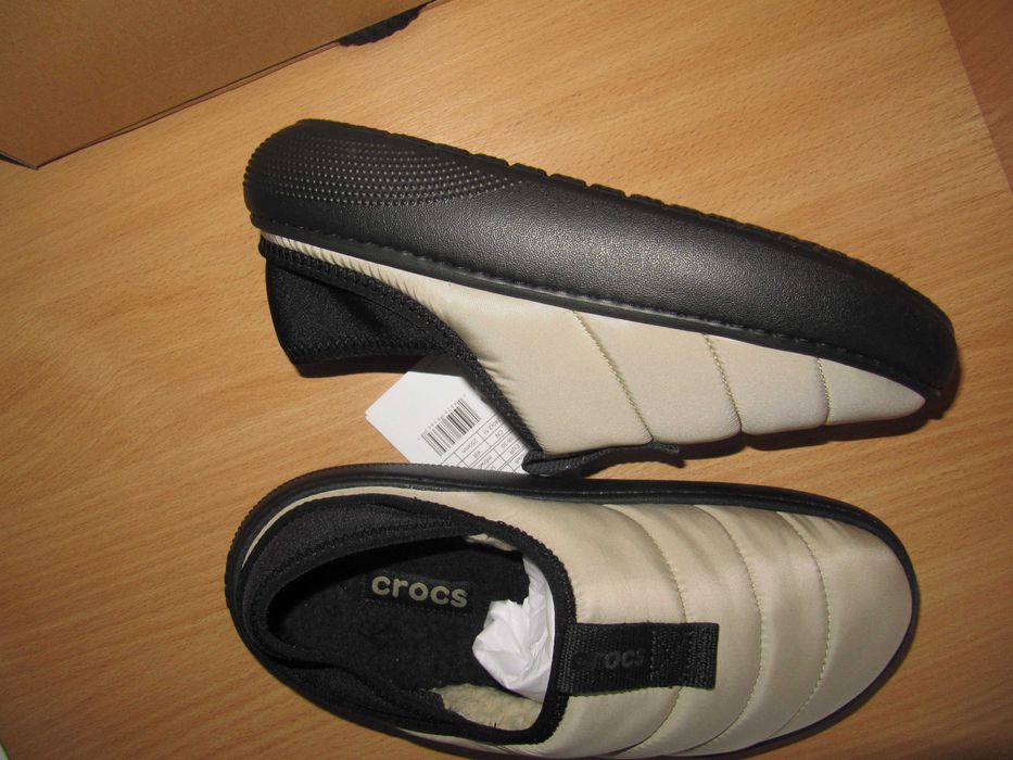 Слипоны тапочки Crocs Classic Puff Moc