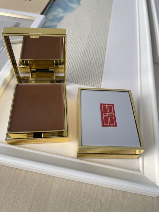 Кремова тональна основа Elizabeth Arden Flawless Finish (72 Toffee) б/в