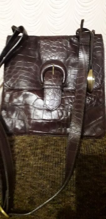 Кожаная сумка John Rocha