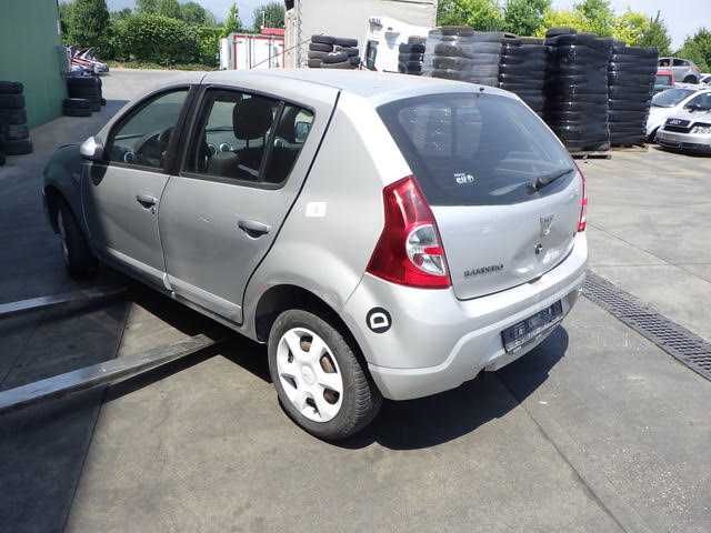 Разборка RENAULT SANDERO 07-13 Запчасти Рено Сандеро Авторазборка