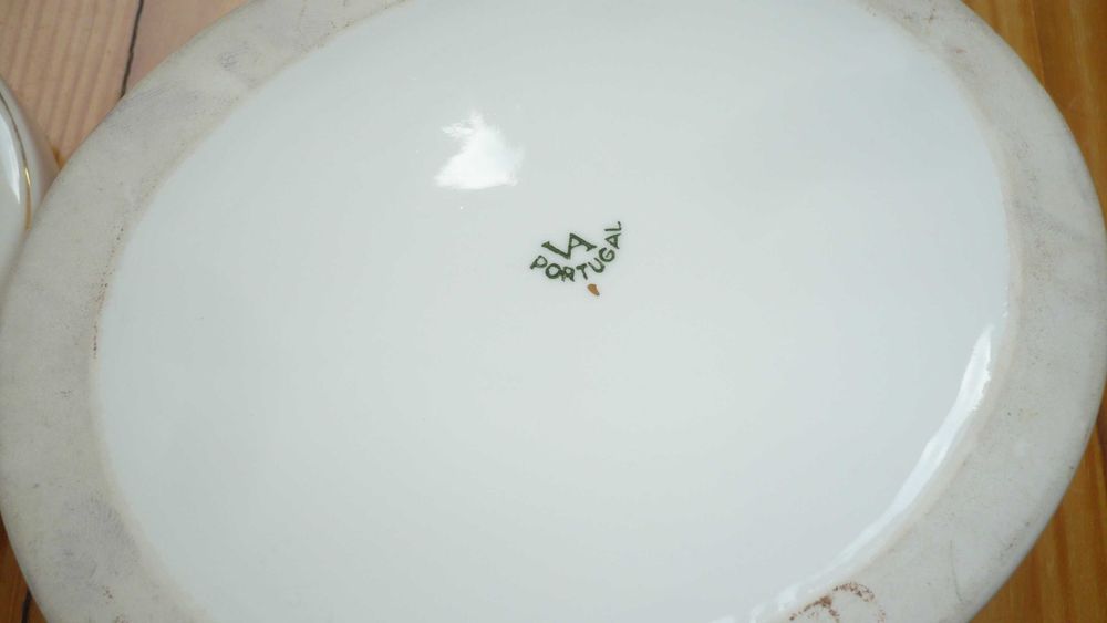 Caixa Guarda Joias em Porcelana Vista Alegre - Antiga