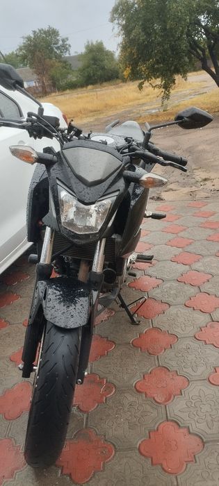 Продам Honda cb250f