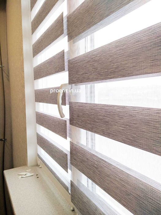 Ролеты, рулонные шторы, Жалюзи День-Ночь от посторонних взглядов