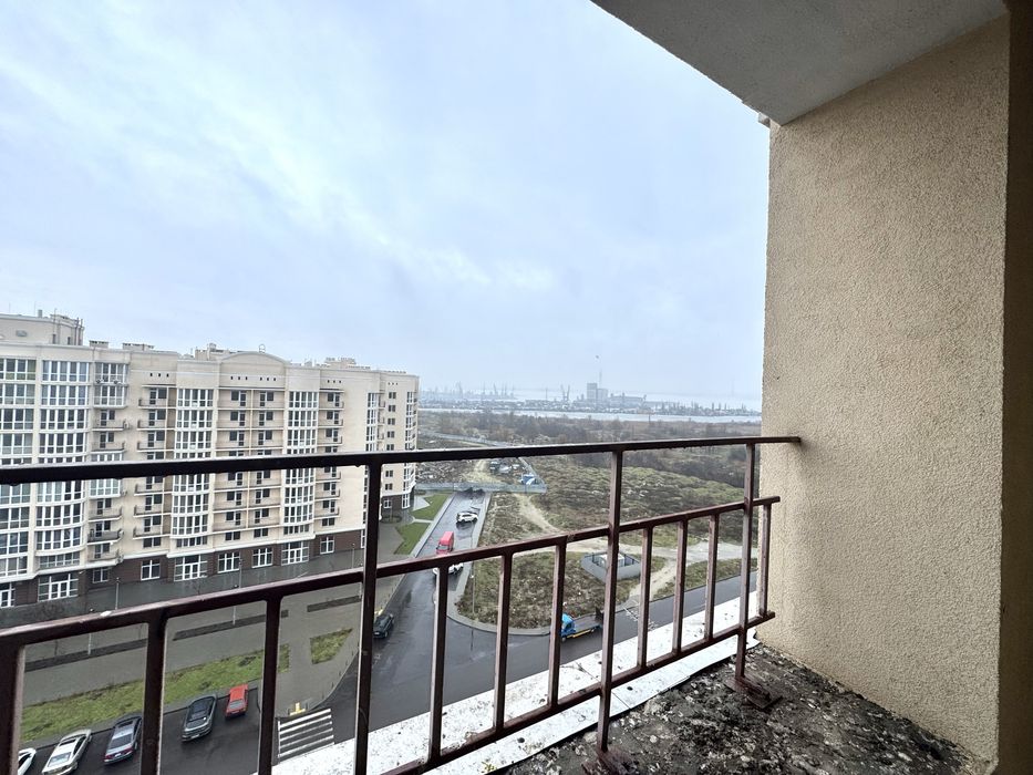 Продаж пентхауса в ЖК Рівьера з видом на реку