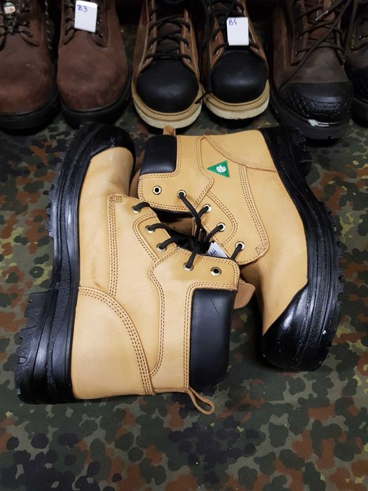 Buty robocze AGGRESSOR rozm 45 wkł 30,5 cm