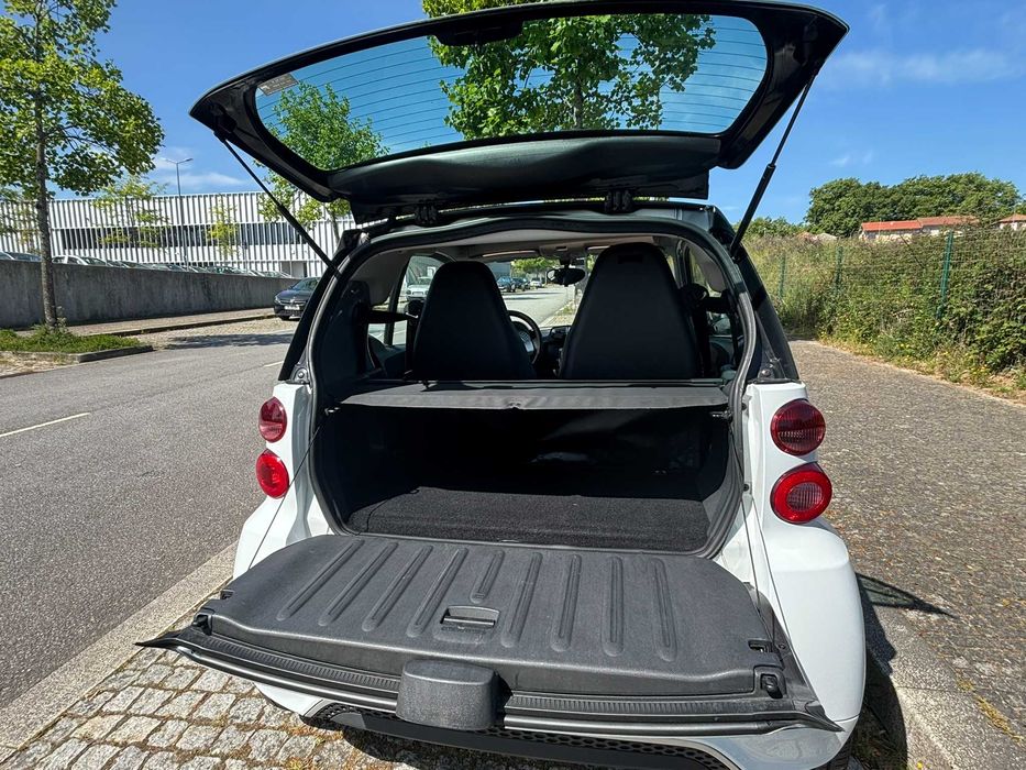 Smart ForTwo Coupé 0.8 CDI Passion 54cv – 2013 | 78.000 km | Nacional