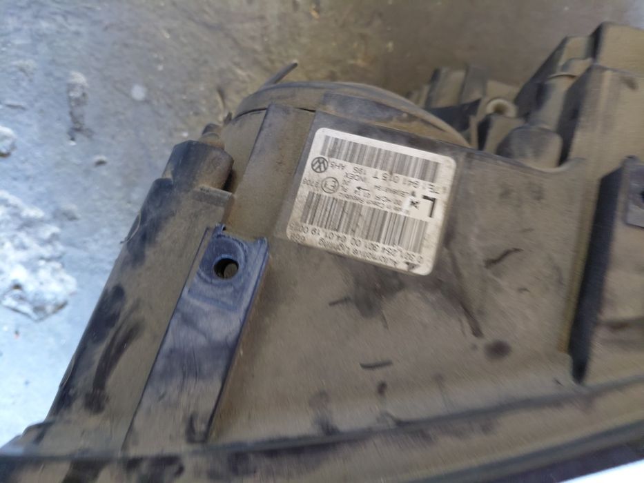 Фари на Volkswagen  T5 GP