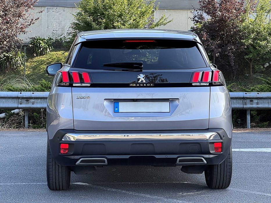 Peugeot 3008 1.5 BlueHdi Allure Pack J19 Full Extras