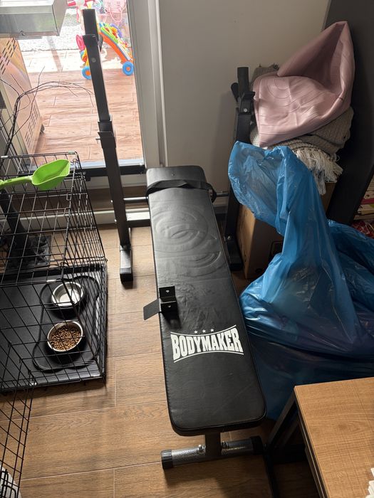 Ławka treningowa Bodymaker + gryf regulowany 110 cm z obciążeniem 20 kg