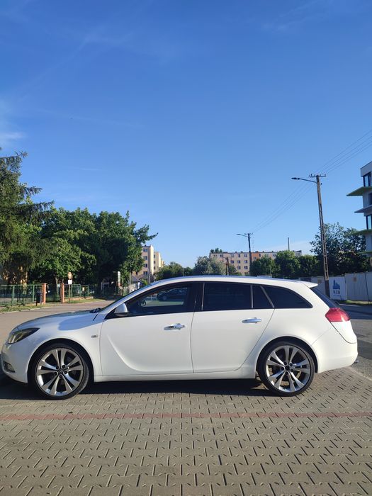 Opel Insignia 2.8