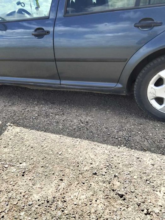 Авто Гольф4 1.6 Бензин