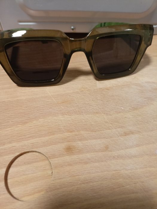 Wyprzedaz.Oliwkowe okulary