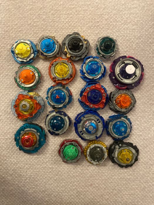 Бейблейд Hasbro та Китай