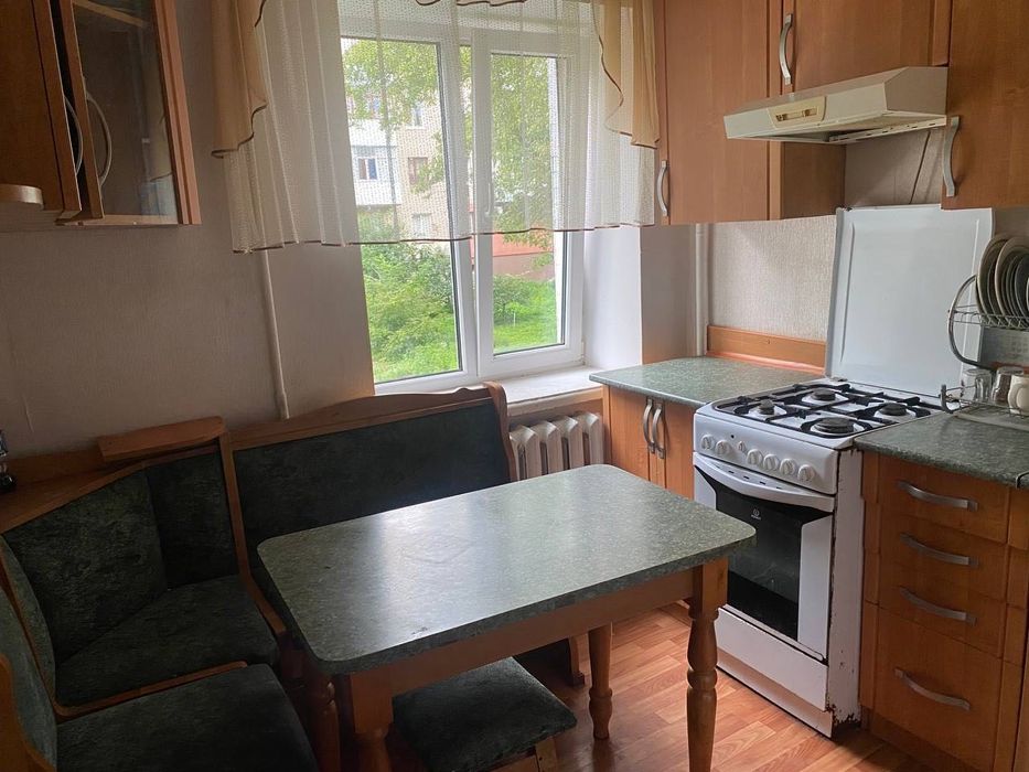 Здам кімнату, район Київський майдан