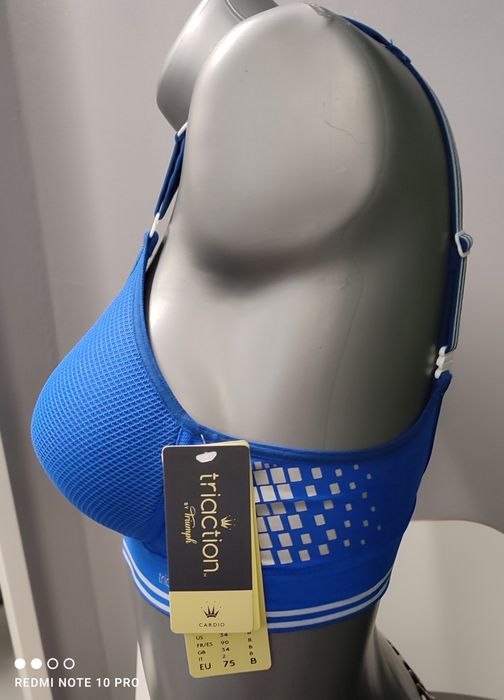 Biustonosz sportowy Triumph 75B   0113