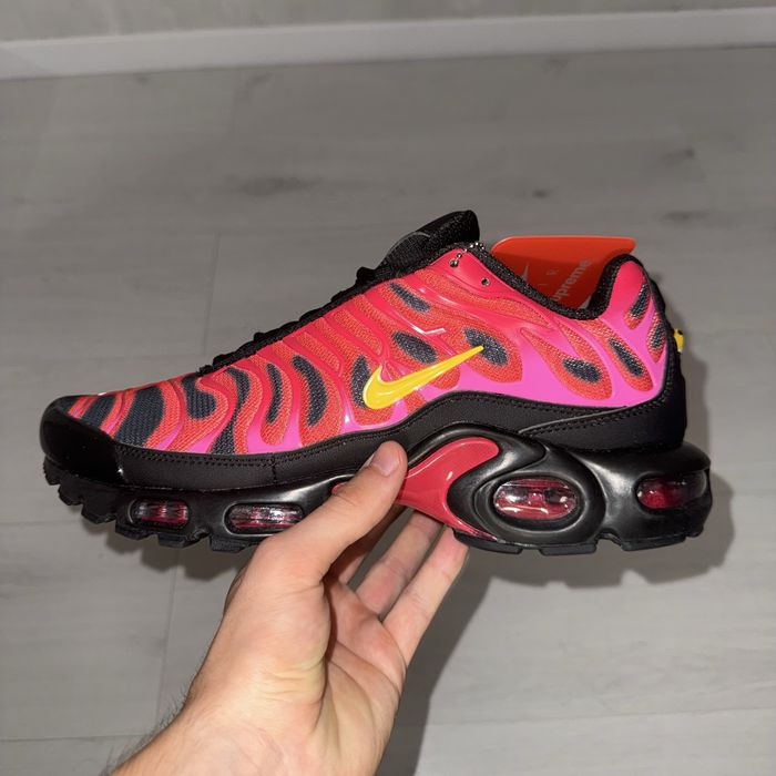 Nike Air Max Tn Plus Supreme