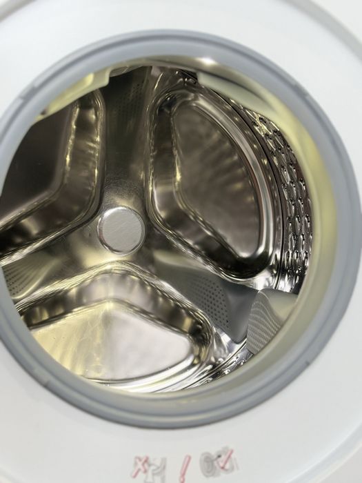 Пральна машина Siemens WM14Y54D iQ800 8 кг 1400 об/хв Німеччина