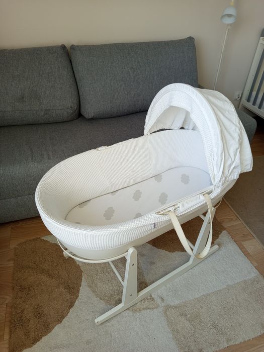 Kosz Mojżesza z firmy Shnuggle