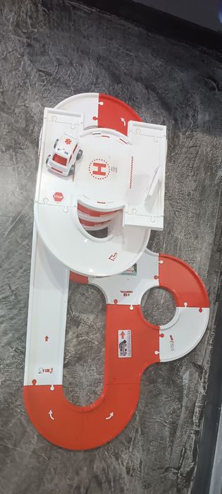 Tor garaż parking szpital Wader z serii Play Tracks City