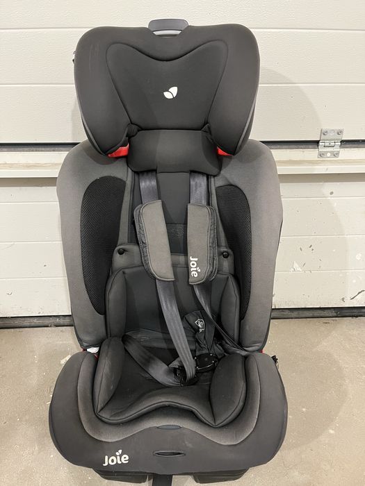 Sprzedam fotelik samochodowy Jolie