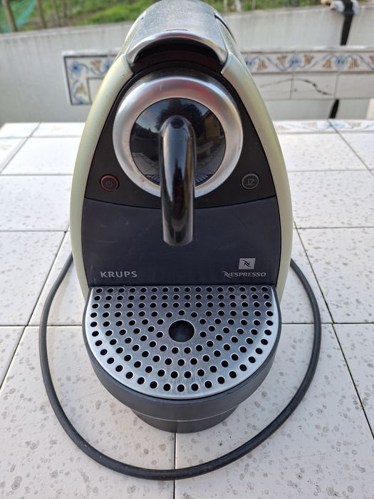 Nespresso Krups XN2007 em peças