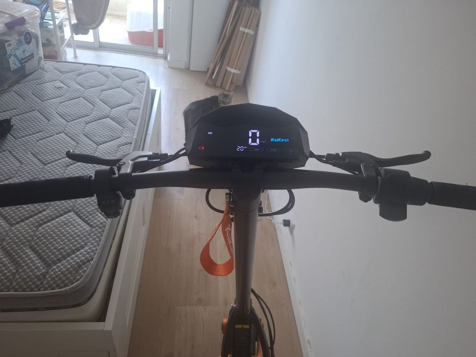 Trotinete KuKirin G3 (1200W) - Como Nova / Bateria Impecável + Piscas
