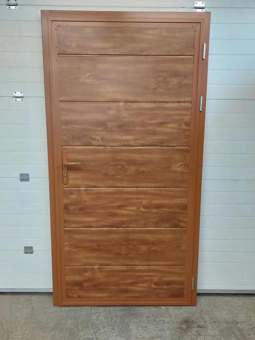 Brama Garażowa Segmentowa | Producent | Drzwi Techniczne |