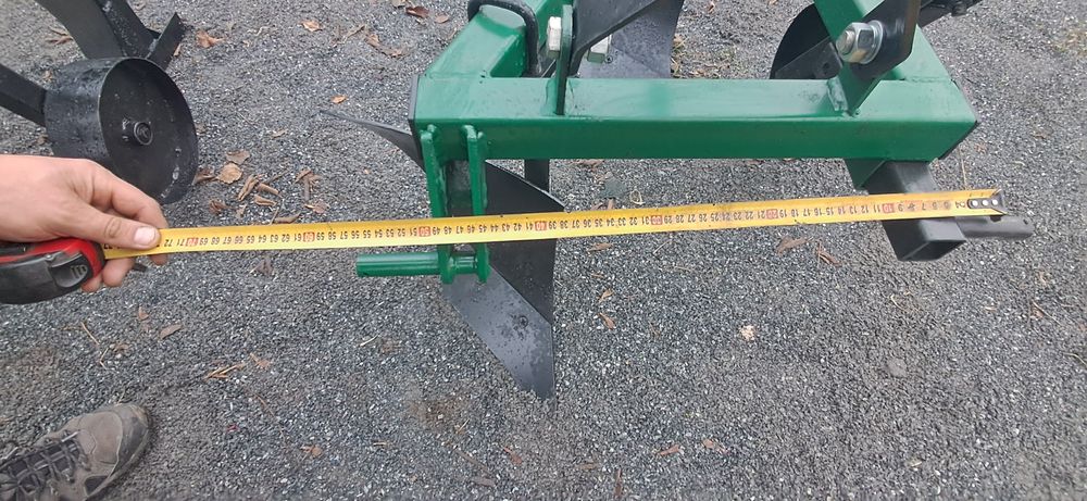 Продам плуг 2*20 для мінітракторів