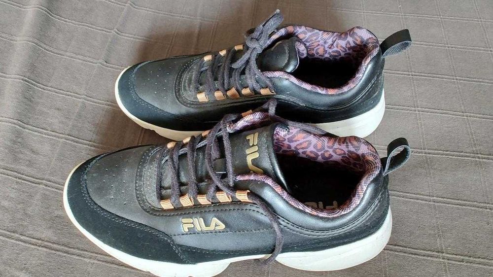 Buty sportowe sneakers FILA czarne rozmiar 41