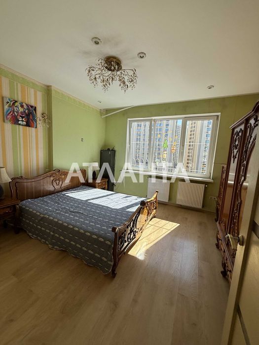 3-х комнатная на Сахарова с ремонтом, мебелью и техникой!