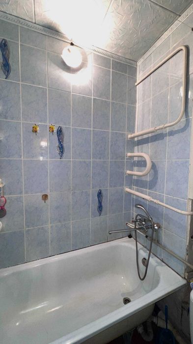 Продам квартиру в м. Зміів
