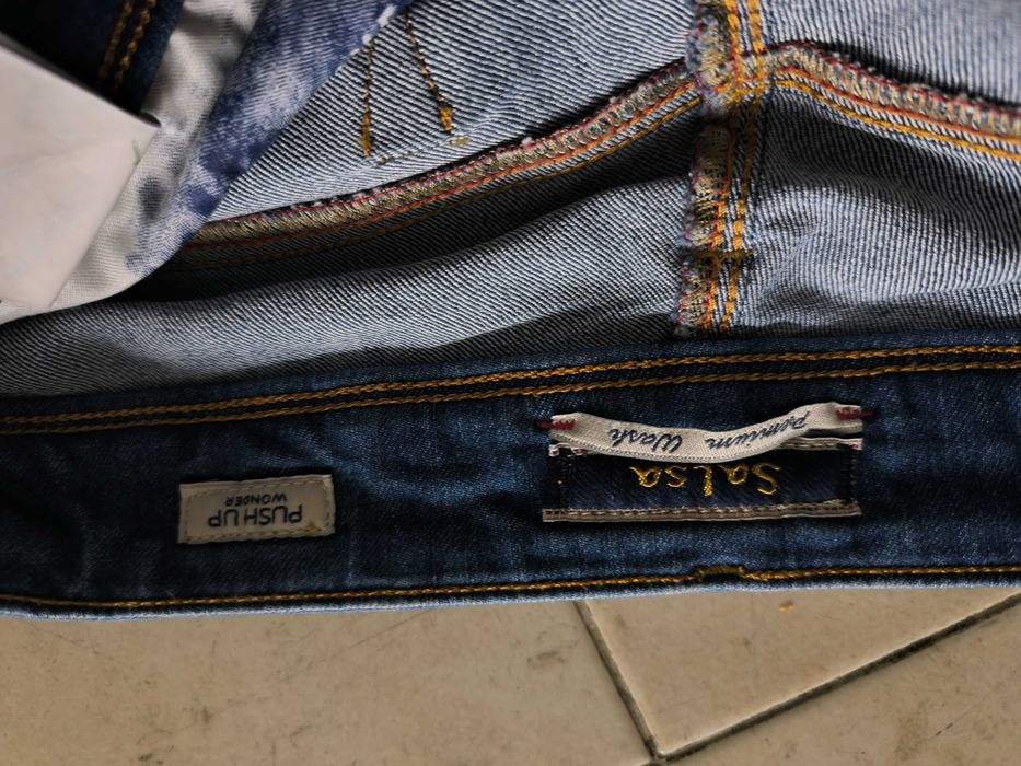 Calça jeans da salsa