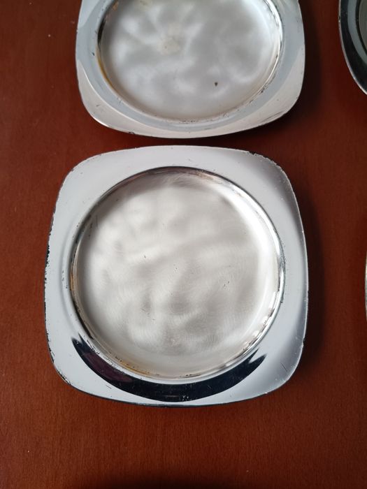 Podkładki pod szklanki kieliszki