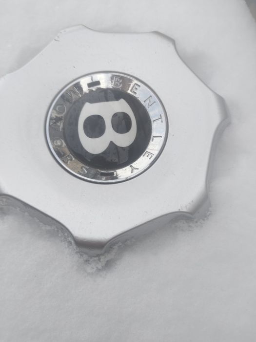 Bentley  BBS заглушка