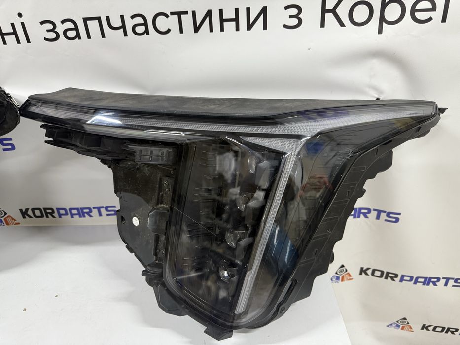 Комплект фар Kia Sorento останній рестайлінг