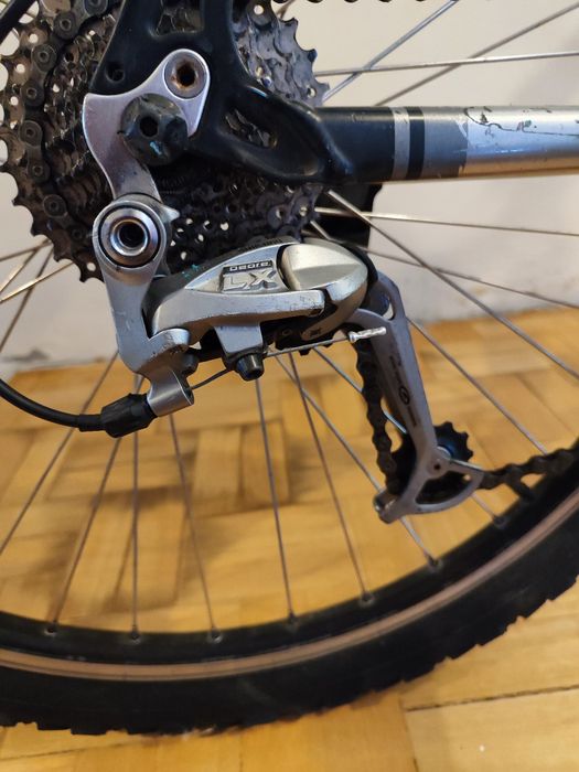 Bicicleta Montanha/BTT Shimano Deore LX 9v