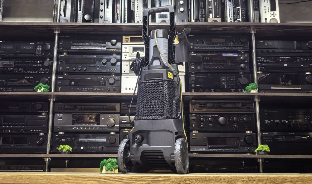 Мийка високого тиску Karcher KHD 4