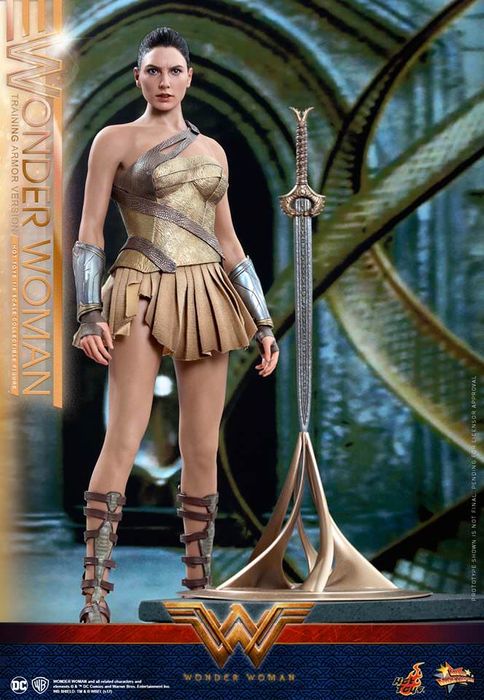 Фигурка 1/6 hot toys mms424 WONDER WOMAN (TRAINING ARMOR VERSION)