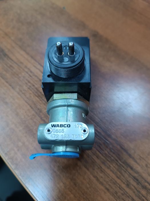 Zawór elektromagnetyczny wabco case John Deere new holland  Deutz