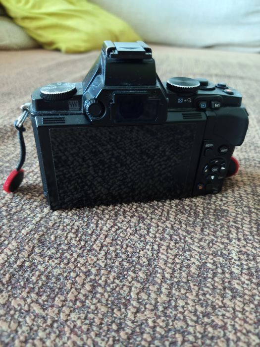 Olympus omd em-5 + Lumix 25mm F1.7