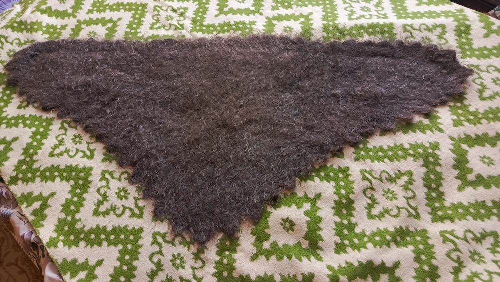 Продам пуховую косынку