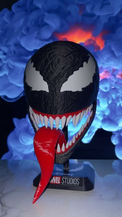 capacete 3d de sangrento venom