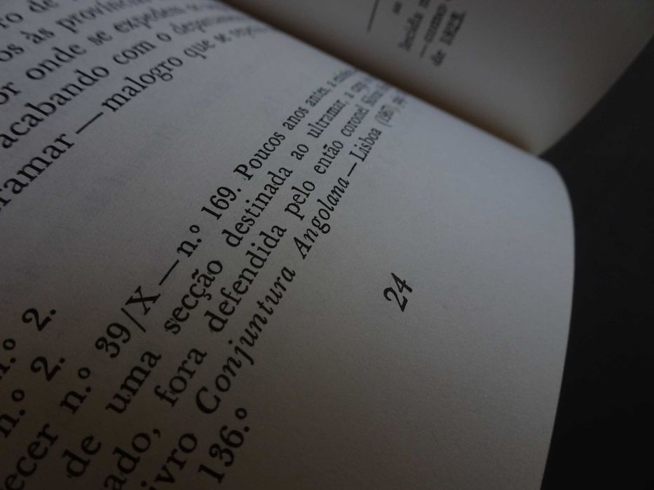 Livro Armando Marques Guedes - A unidade politica nacional e a autonomia das províncias ultramarinas 1973