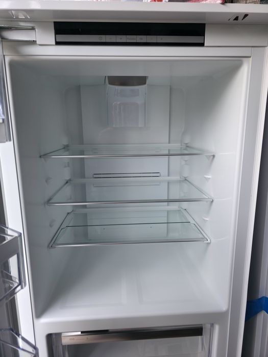 Chłodziarko-zamrażarka do zabudowy 178 cm  Kuppersbusch FKGF8800.1i