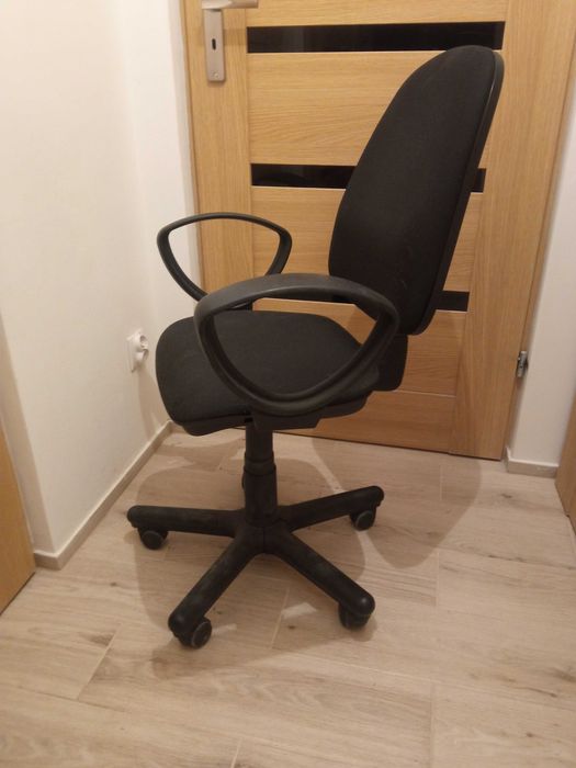 Krzesło biurowe komputerowe obrotowe