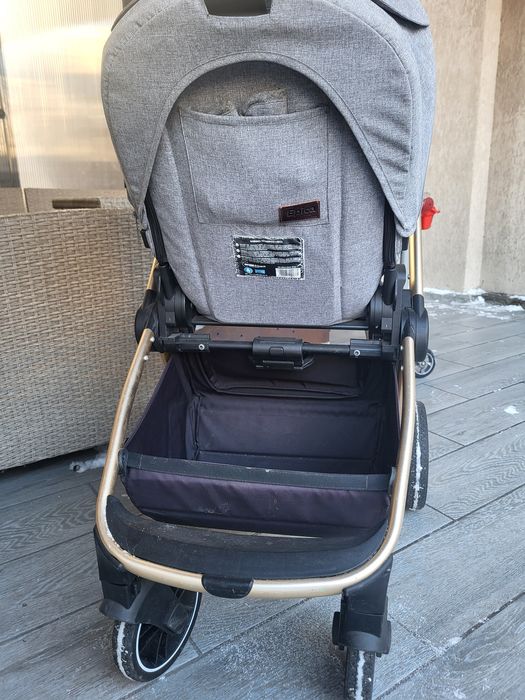 Продам коляску Carrello Epica