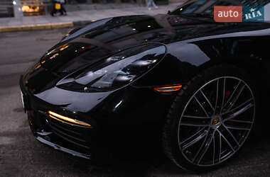 Porsche 718nCayman S (2.5 Turbo)