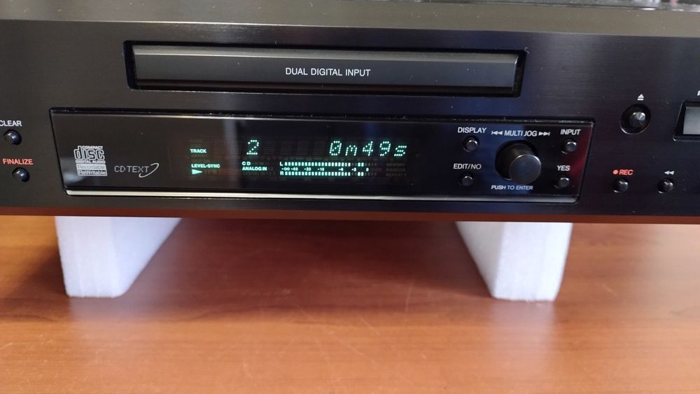 Compact Disc (nagrywarka) Onkyo DX-R700