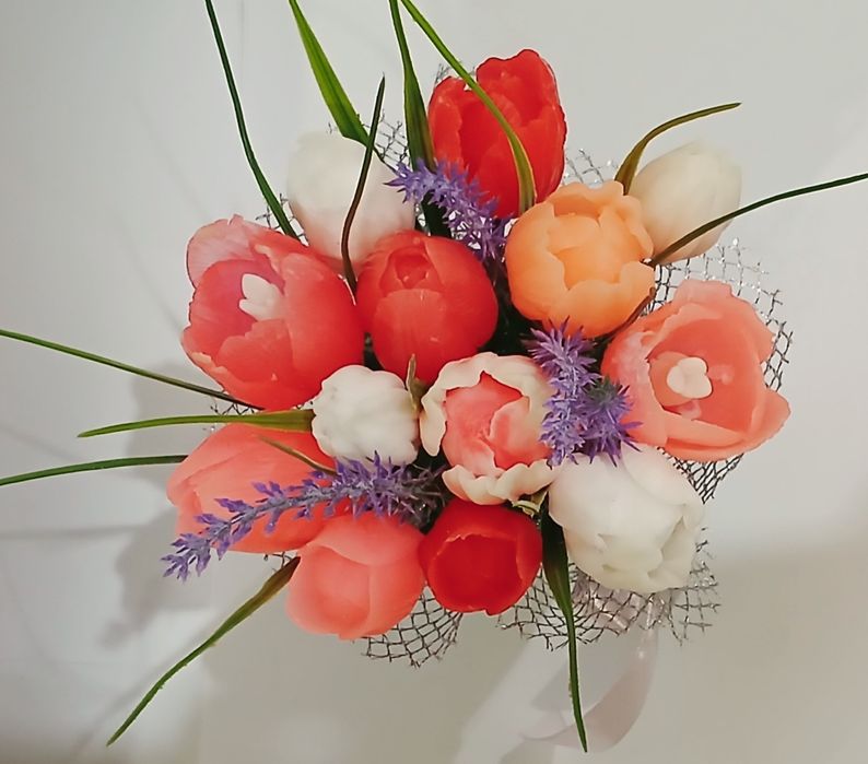 Мильні квіти в букетах