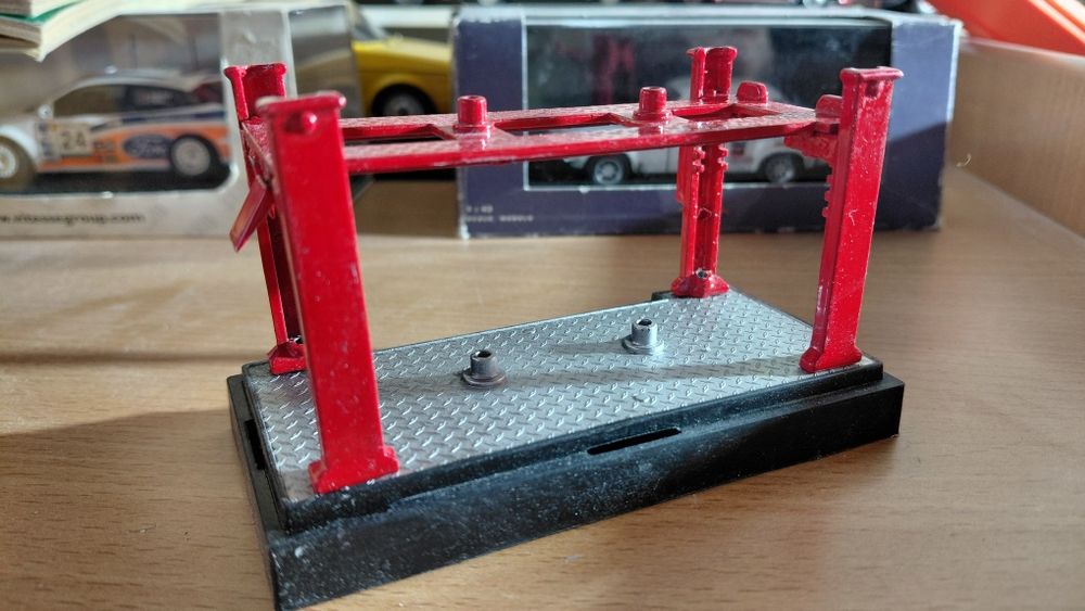 Miniatura na escala 1.64